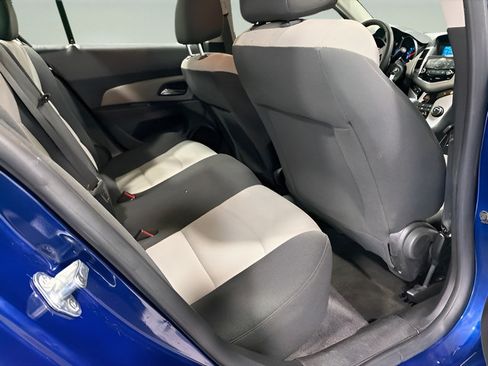 Used 2012 Chevrolet Cruze LS FWD image 26
