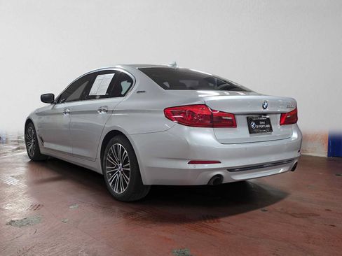 Used 2018 BMW 530e xDrive w/ Premium Package 2 AWD/4WD image 5