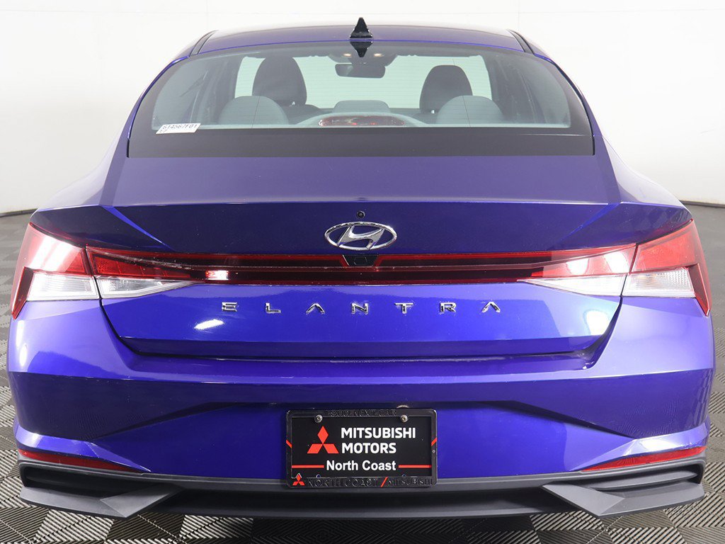 Used 2023 Hyundai Elantra SEL w/ Convenience Package FWD image 13
