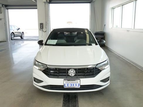 Used 2021 Volkswagen Jetta R-Line image 2