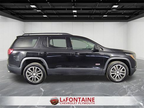 Certified 2018 GMC Acadia SLT image 9