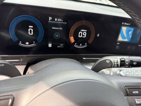 Used 2025 Hyundai Kona SEL image 19