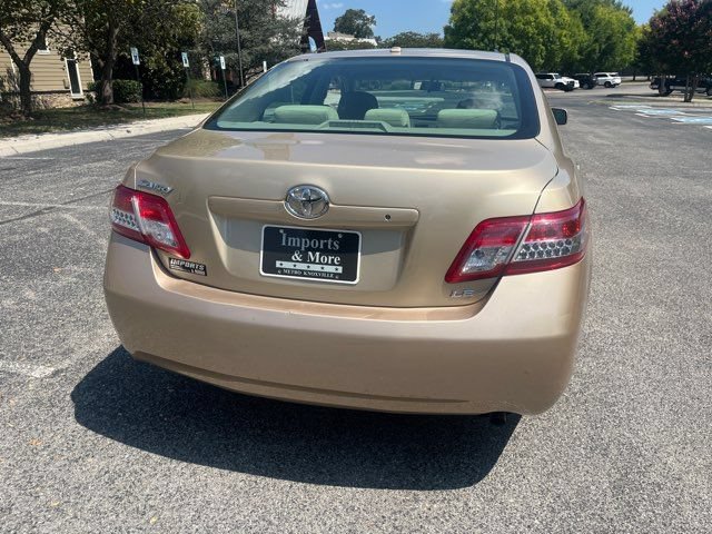 Used 2010 Toyota Camry LE FWD image 27