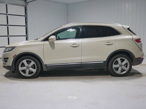 Used 2018 Lincoln MKC Premiere image 8