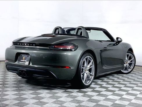Used 2025 Porsche 718 Boxster image 7