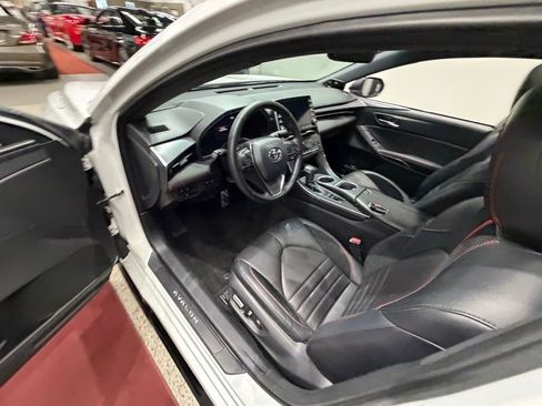 Used 2020 Toyota Avalon XSE FWD image 26