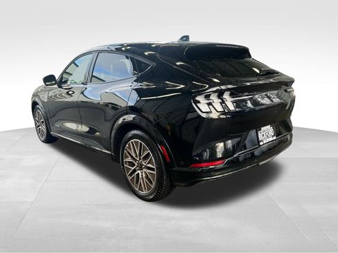 Used 2024 Ford Mustang Mach-E Premium image 9