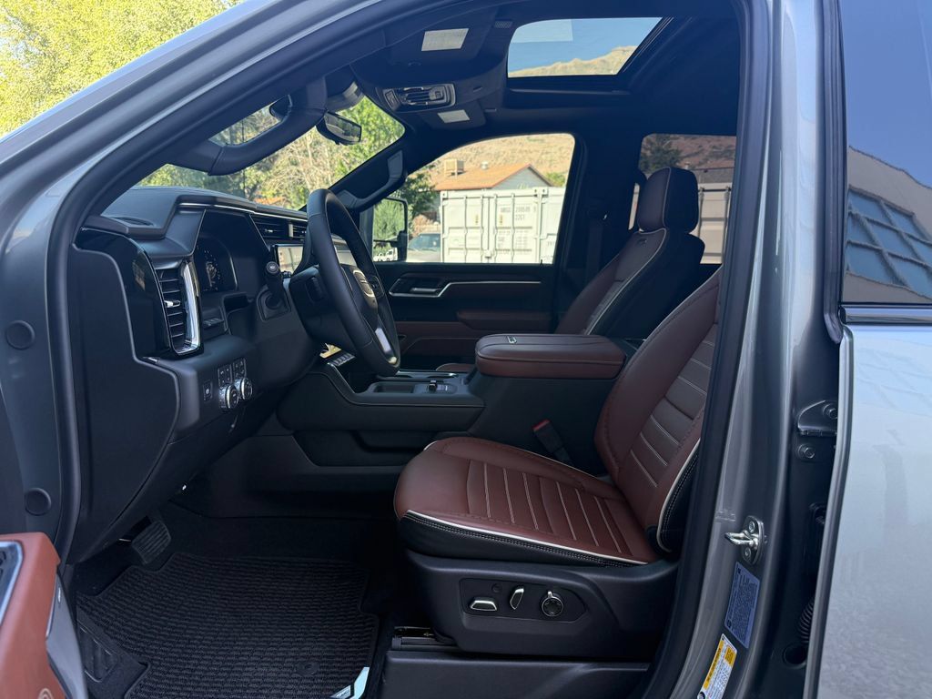 Used 2026 GMC Sierra 3500 Denali Ultimate AWD/4WD image 20