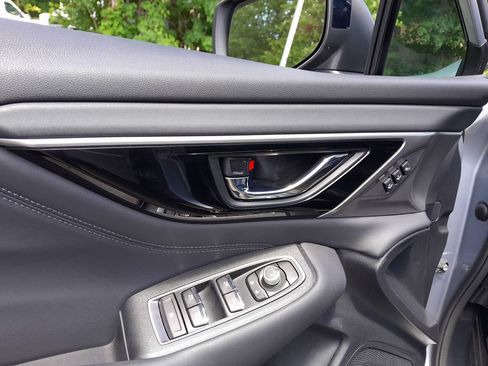 Used 2022 Subaru Outback Limited AWD/4WD image 12