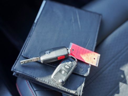 Used 2014 Volkswagen Jetta GLI Autobahn image 23