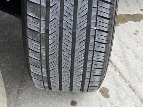 Certified 2024 Chevrolet Trax RS w/ Sunroof Package image 12