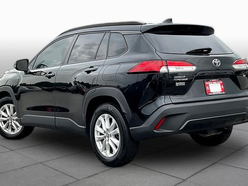 Used 2023 Toyota Corolla Cross LE FWD image 12