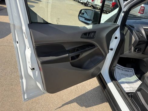 Used 2019 Ford Transit Connect XL FWD image 8