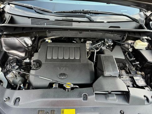 Used 2015 Toyota Highlander LE image 40