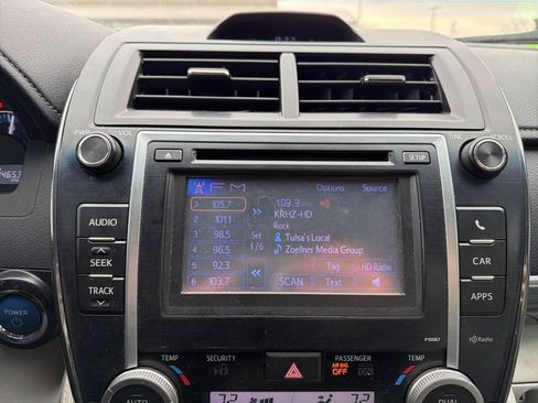 Used 2012 Toyota Camry XLE w/ Leather Pkg image 20