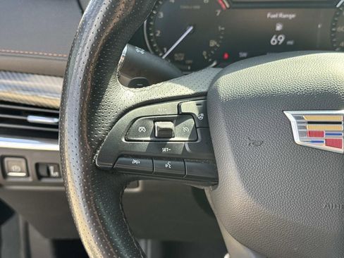 Used 2019 Cadillac XT4 Sport w/ Cold Weather Package FWD image 23