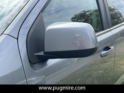 Used 2020 Chevrolet Colorado LT image 10