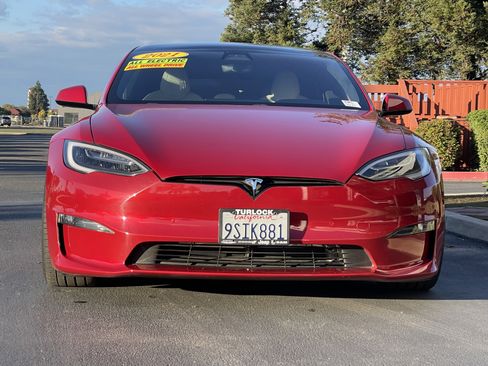 Used 2021 Tesla Model S Plaid image 4