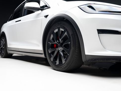 Used 2023 Tesla Model X Plaid image 75