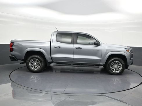 Used 2024 Chevrolet Colorado LT w/ LT Convenience Package RWD image 7