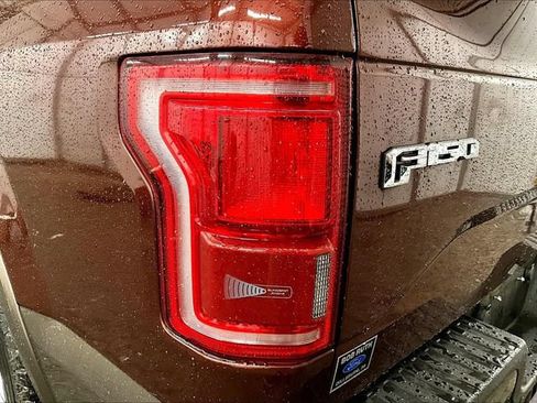 Used 2017 Ford F150 Lariat w/ Equipment Group 502A Luxury AWD/4WD image 29