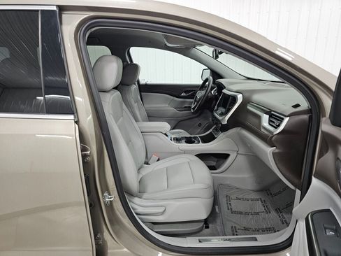 Used 2023 GMC Acadia SLT FWD image 21