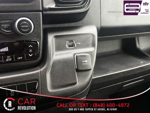 Used 2025 RAM ProMaster 2500 w/ Convenience Group FWD image 18