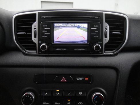Used 2017 Kia Sportage LX FWD image 14