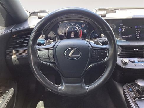 Used 2019 Lexus LS 500 AWD image 12