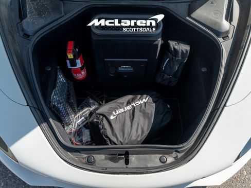 Used 2024 McLaren 750S Spider RWD image 32