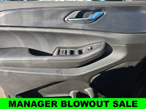 New 2025 Jeep Grand Cherokee Altitude AWD/4WD image 27