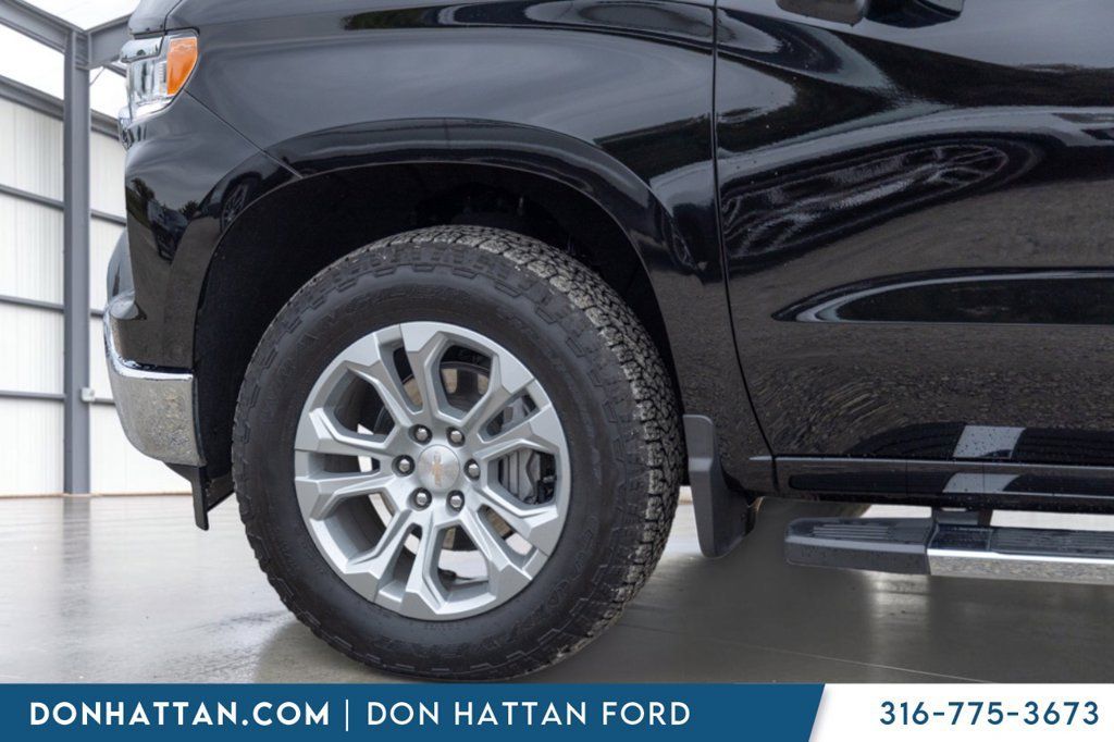 Used 2025 Chevrolet Silverado 1500 LTZ AWD/4WD image 30