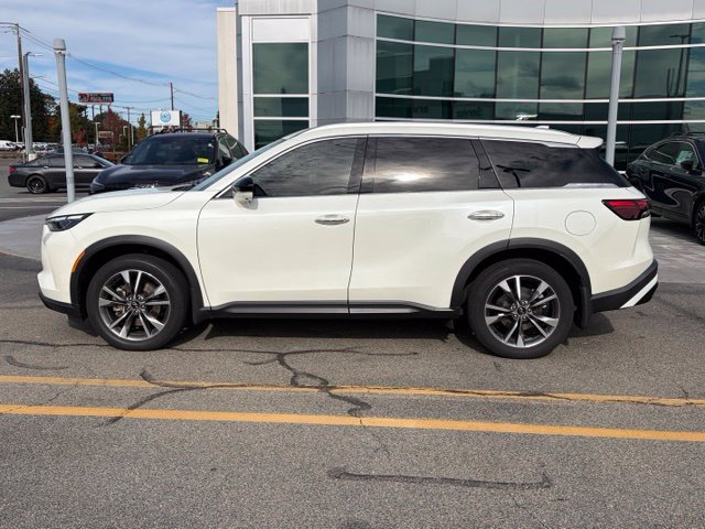 Certified 2023 INFINITI QX60 Luxe w/ Cargo Package AWD/4WD image 2