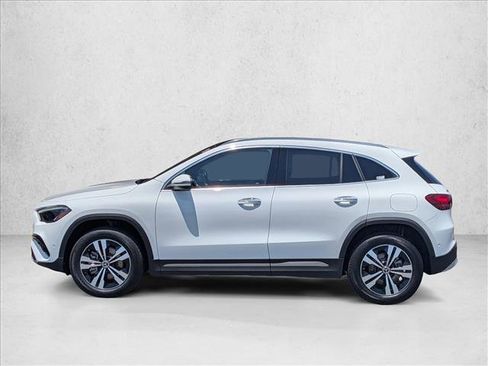 Used 2026 Mercedes-Benz GLA 250 4MATIC image 9