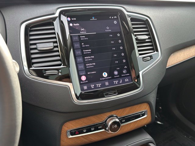Certified 2024 Volvo XC90 T8 Plus w/ Protection Package Premier AWD/4WD image 22
