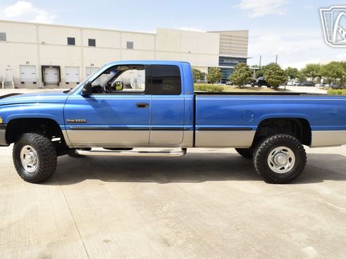 Used 1998 Dodge Ram 2500 Truck 2500 image 10