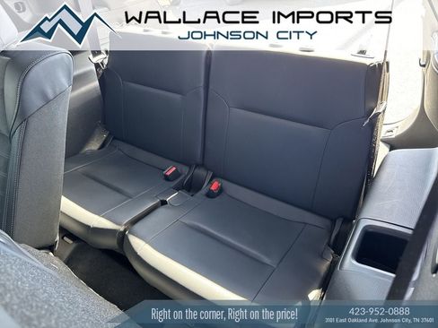 Used 2025 Mitsubishi Outlander AWD image 43
