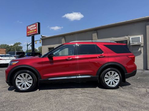 Used 2024 Ford Explorer Limited w/ Limited Technology Package AWD/4WD image 6