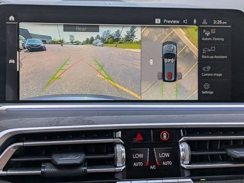 Used 2022 BMW X7 xDrive40i w/ Executive Package AWD/4WD image 26