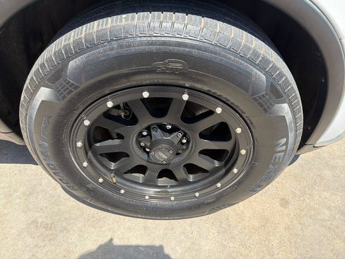 Used 2014 Dodge Durango Limited w/ Nav & Power Liftgate Group RWD image 33