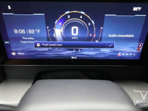 New 2027 Chevrolet Traverse LT w/ Driver Confidence Package FWD image 18