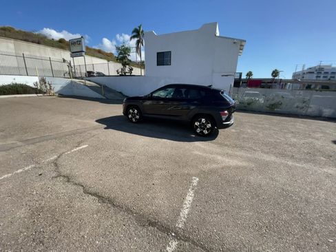 Used 2025 Hyundai Kona SEL image 16