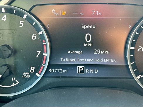 Used 2024 Nissan Titan SV w/ SV Bronze Edition Package image 14