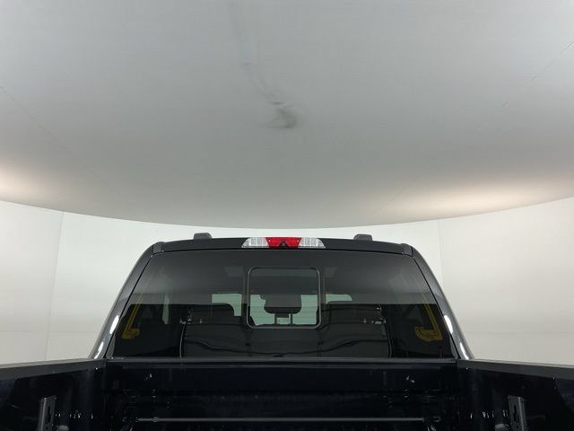 Used 2023 Ford F350 Platinum w/ FX4 Off-Road Package AWD/4WD image 10