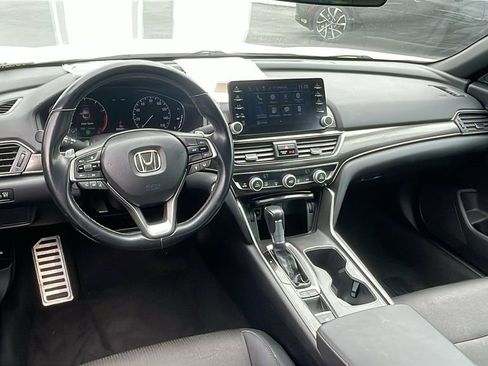 Used 2020 Honda Accord Sport image 14