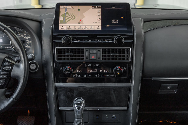 Used 2023 INFINITI QX80 Luxe w/ Cargo Package RWD image 7