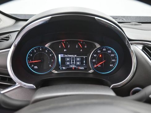 Used 2016 Chevrolet Malibu Premier FWD image 4