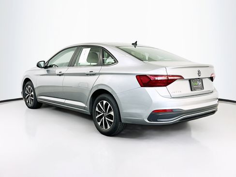 Used 2024 Volkswagen Jetta S image 5