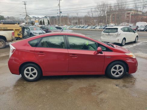 Used 2012 Toyota Prius Three image 7