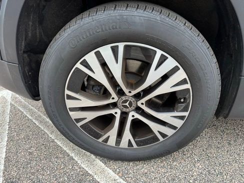 Used 2024 Mercedes-Benz GLB 250 4MATIC image 14